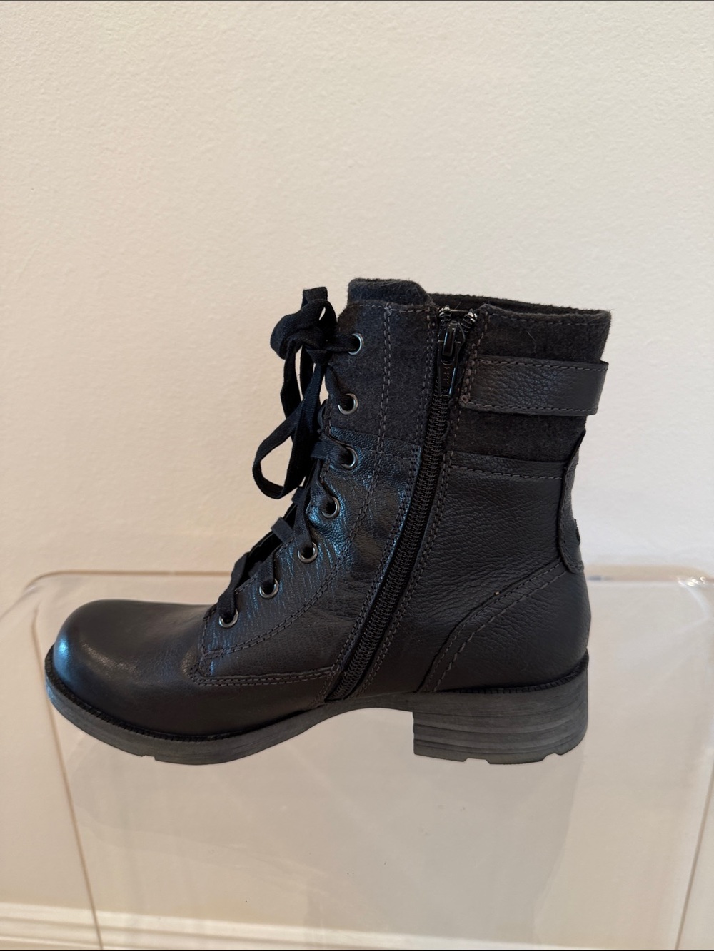 Earth Origins Black Leather Lace-Up Combat Boots with Side Buckle - Picture 7 of 11